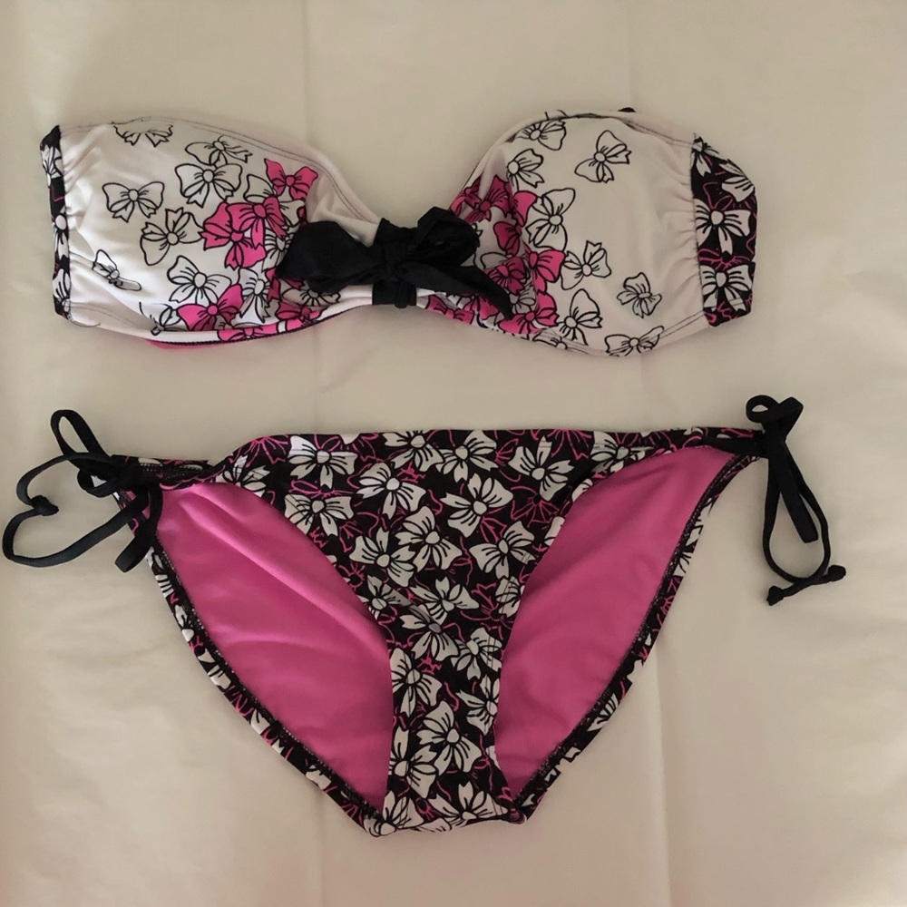NWOT Lg/Med Bikini by Xhilaration